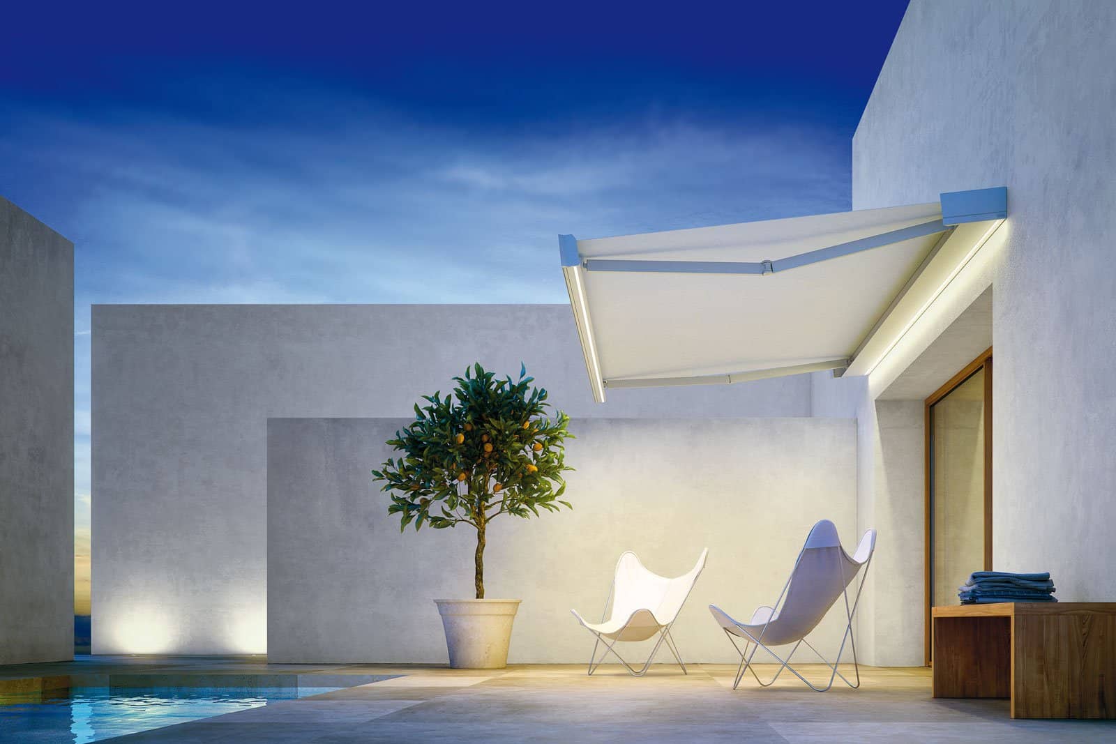 Pratic T-Hide Awning