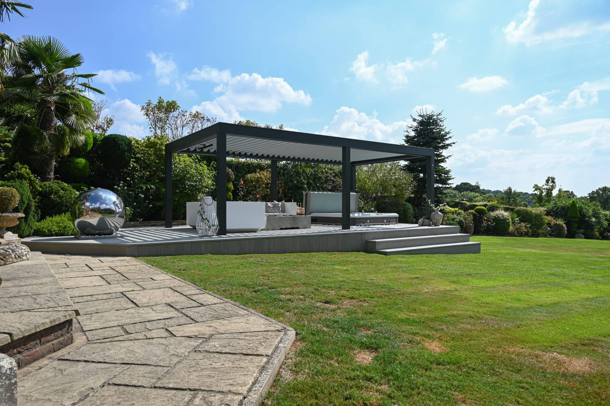 Outdoor Hot Tubs and Swim Spas