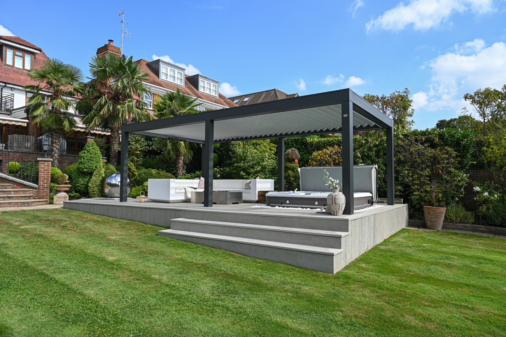 Outdoor Hot Tubs and Swim Spas