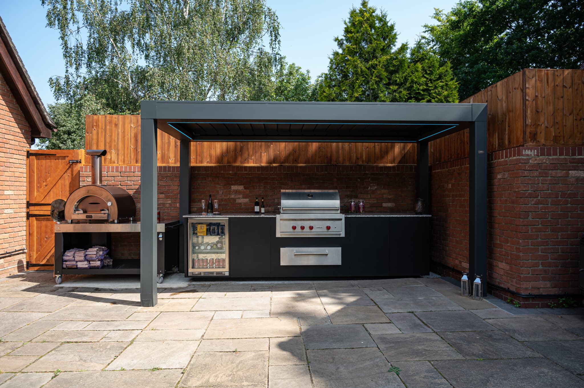 Outdoor Hot Tubs and Swim Spas